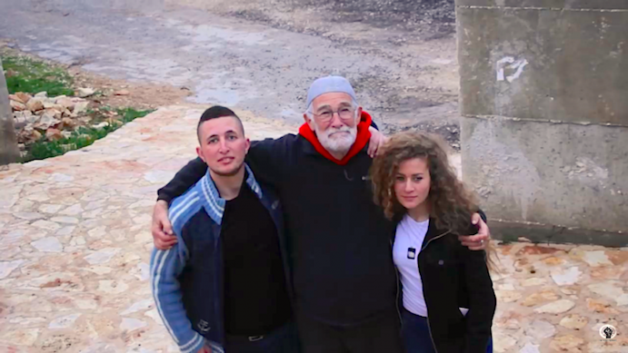 Click to enlarge Ray McGovern and Ahed Tamimi