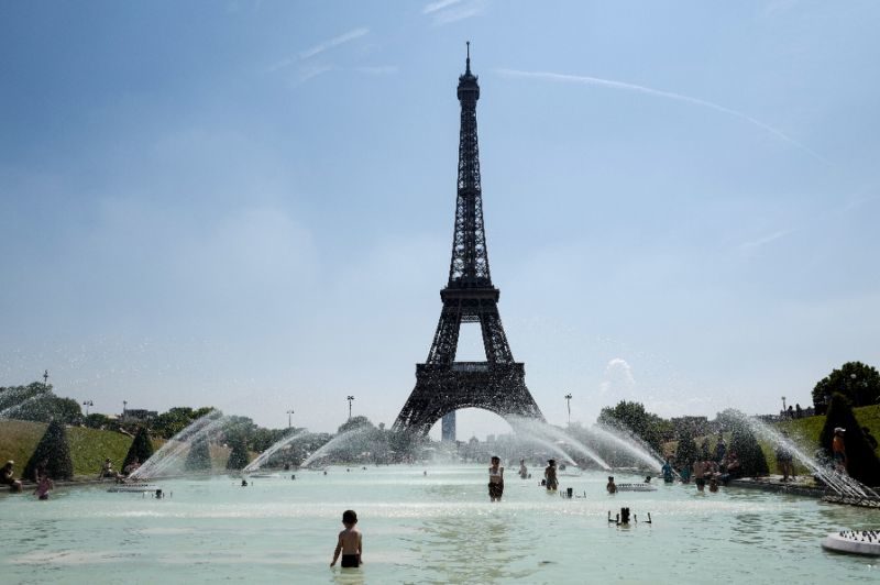 Click to enlarge Eiffel Tower