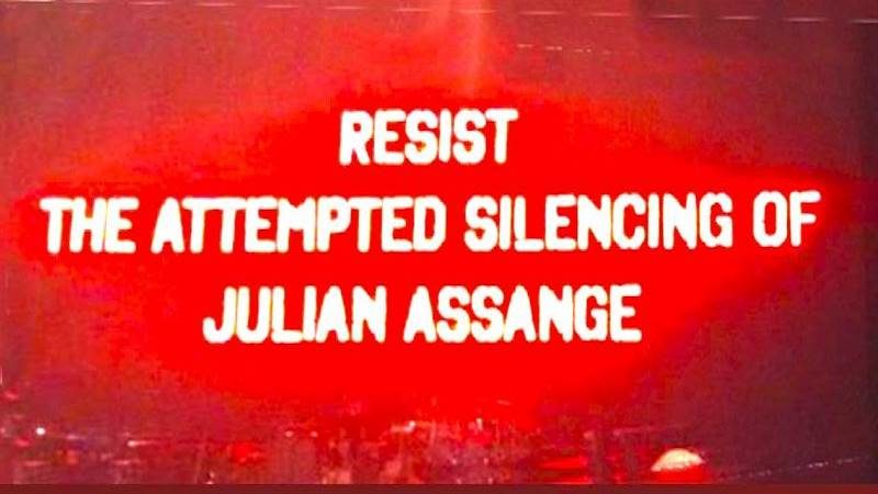 assange protest sign
