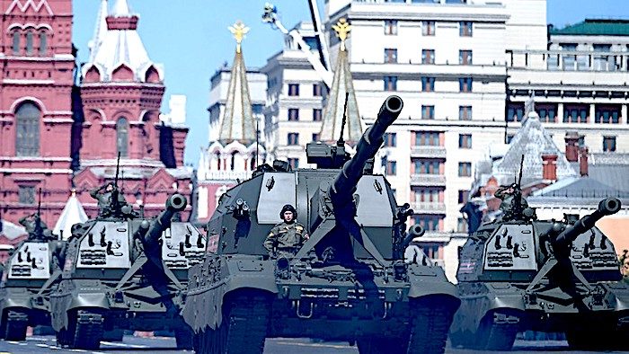 Moscow/Tanks parade