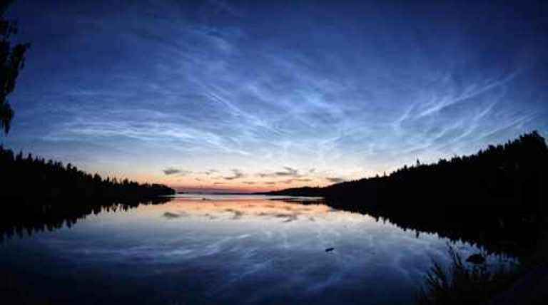 Click to enlarge NLCs over Rautalampi, Finland