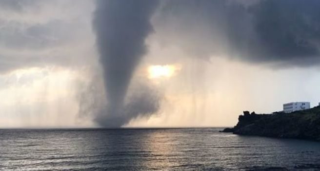 Click to enlarge Waterspout