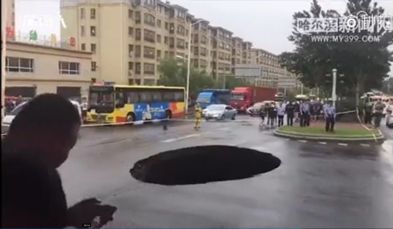 Click to enlarge sinkhole