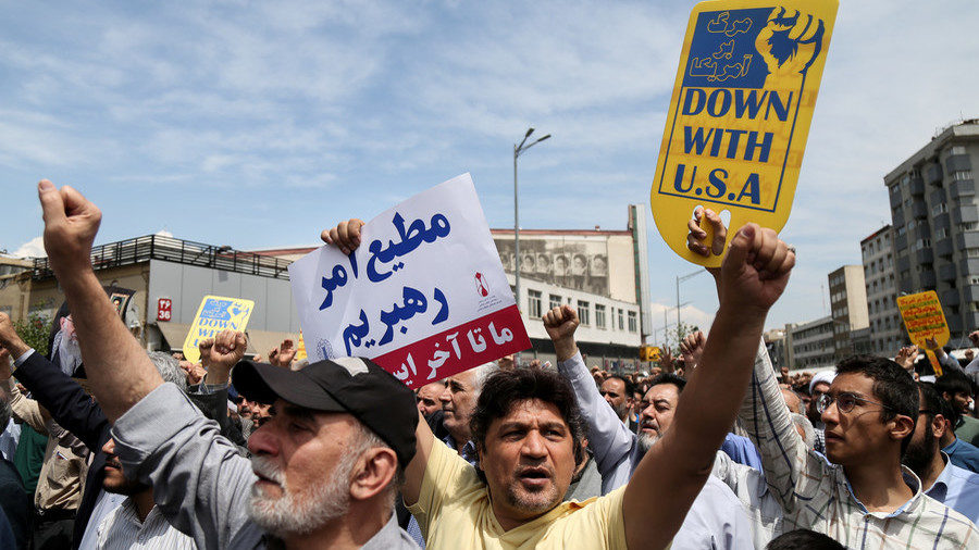 Click to enlarge Iranians protest against US President