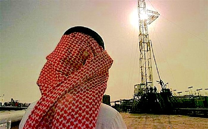 Saudi person oil rig