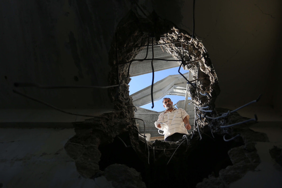 Israel pregnant mother toddler house