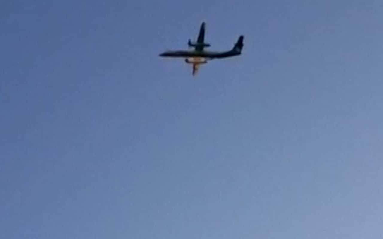 Click to enlarge 'Suicidal' mechanic steals plane from Seattle airport, is chased by F-15 jets and then crashes on island