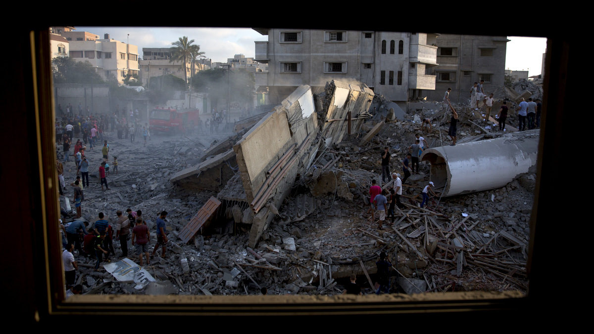 Click to enlarge Palestinia's Said al-Mis’hal cultural center