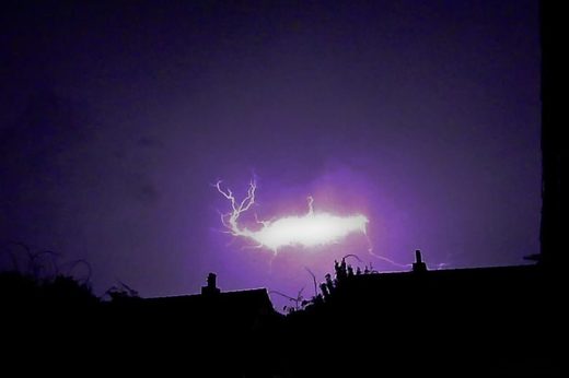 Ball lightning phenomenon theorized to be 'photon bubble' by Russian scientist