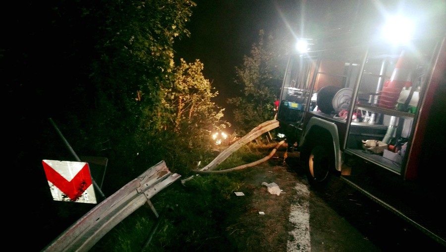 ukrainian tour bus overturns poland