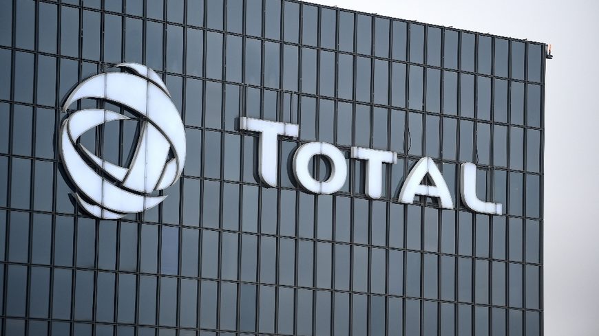 total oil company logo