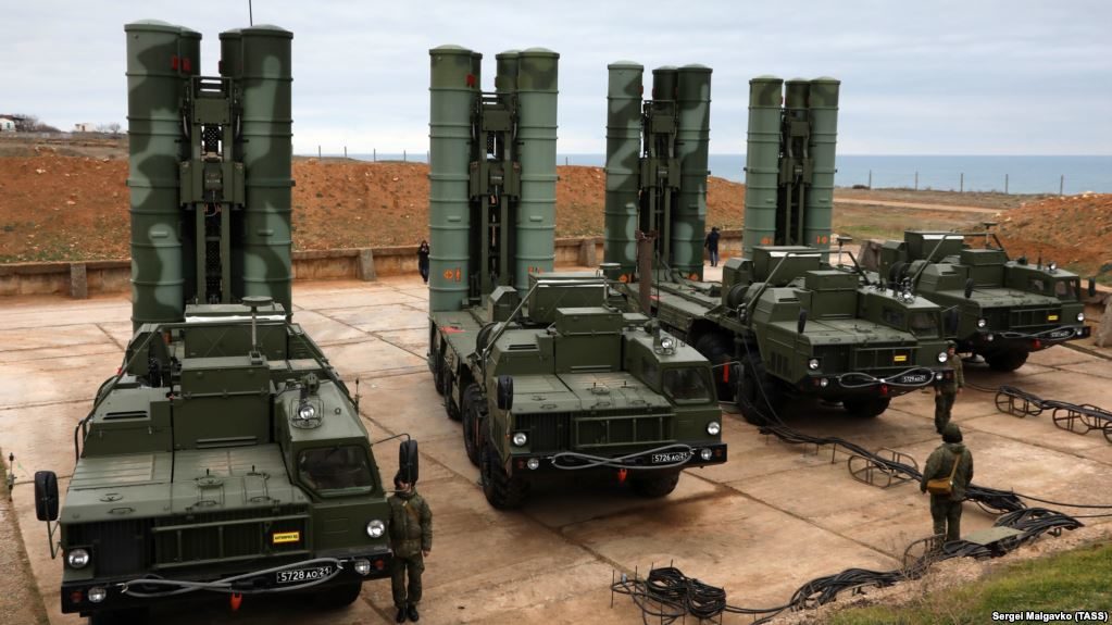 Click to enlarge Russian-made S-400 missiles
