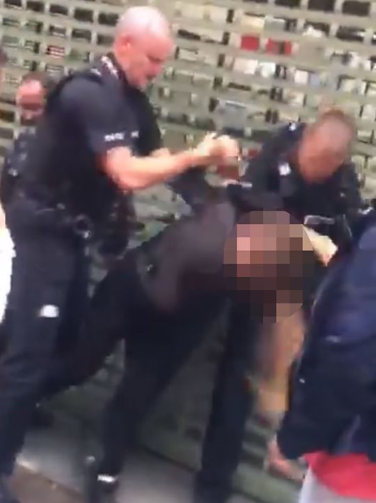 police officer slaps girl 14 uk