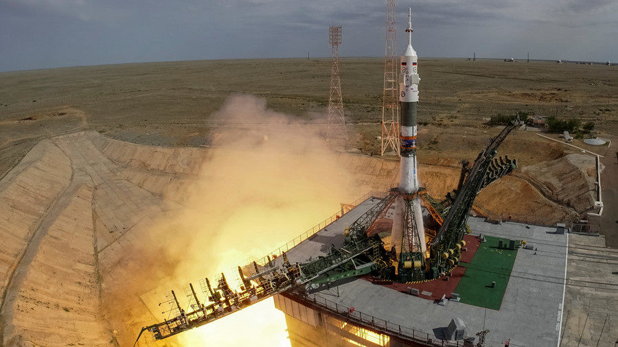 Click to enlarge Space rocket launch
