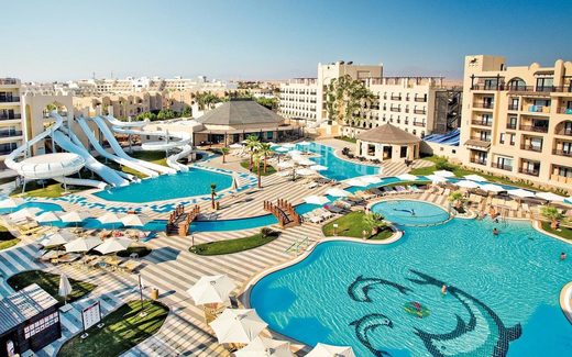 Click to enlarge Steigenberger Aqua Magic hotel