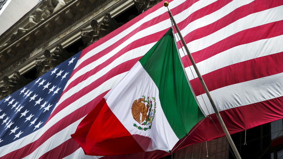 US and Mexico flags on Wall Street