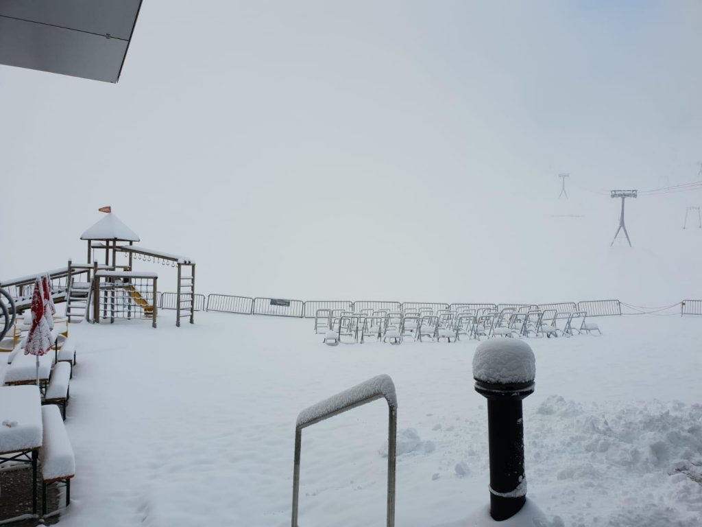 Click to enlarge snow