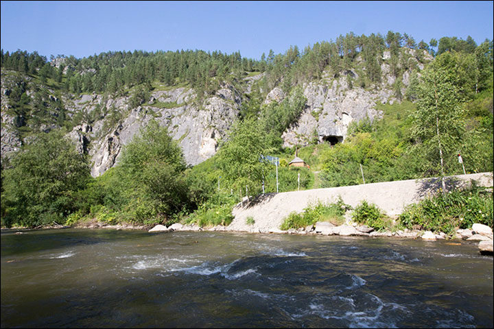 denisova cave