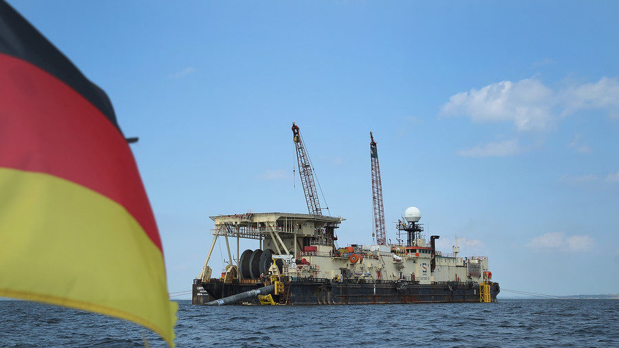 Click to enlarge The Castoro 10 pipelay