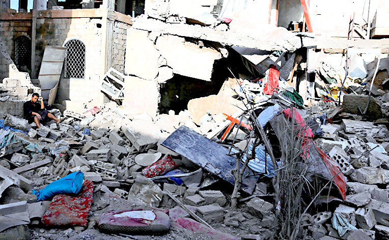 Click to enlarge Yemen rubble