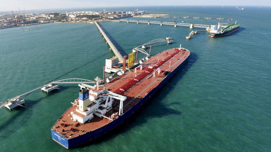 oil importing port china