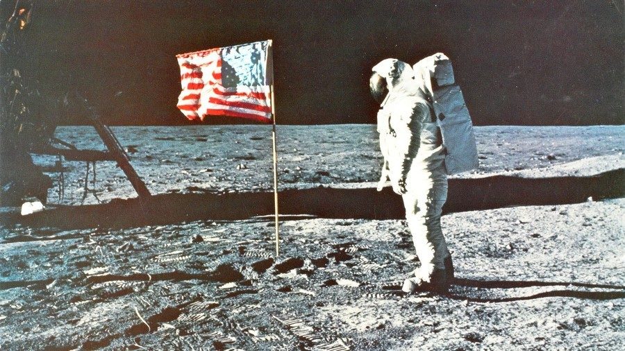 Click to enlarge Moon landing