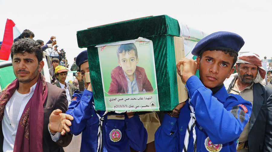 Click to enlarge Saudi led bombing Yemen bus strike