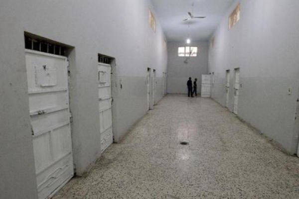 Click to enlarge Ain Zara prison in Tripoli mass prison break Sep 2018