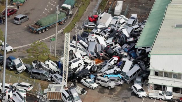 Cars in Kobe were overturned and toppled by strong winds - typhoon Jebi