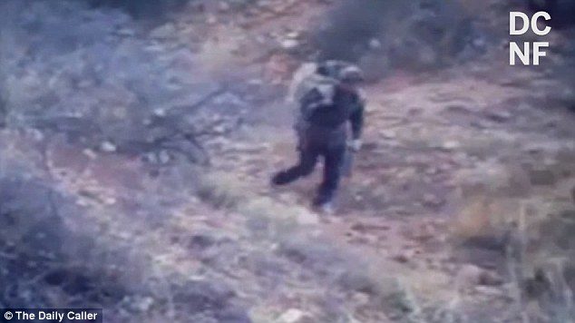 Click to enlarge Arizona border drugs migrants