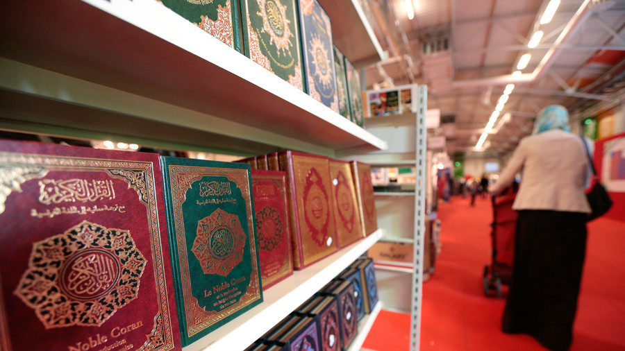 Click to enlarge Arabic book store