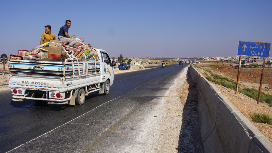 Idlib civilians flee