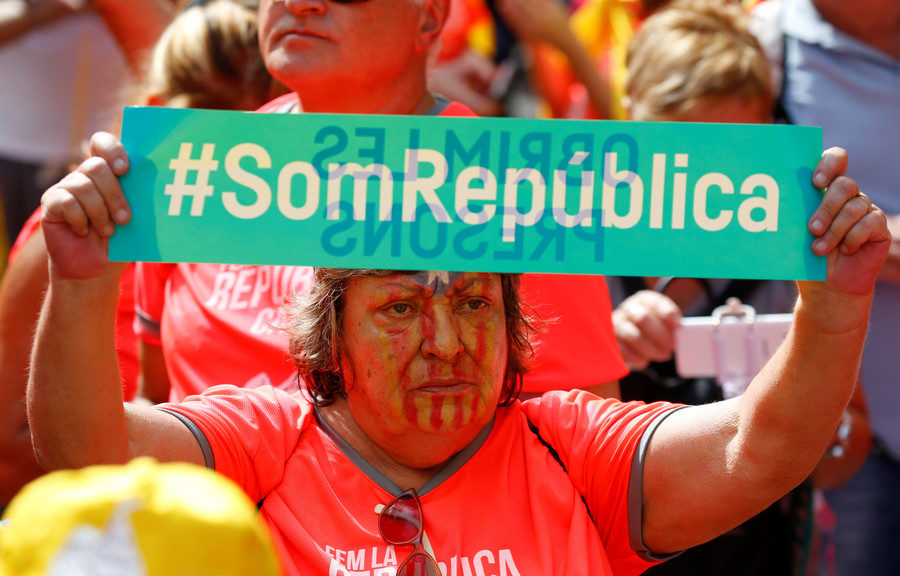Click to enlarge catalonia protest