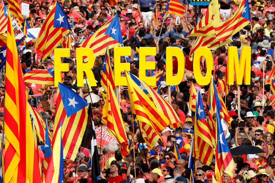 Click to enlarge catalonia protest