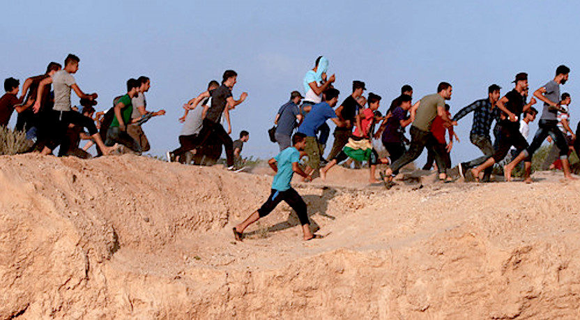 Running Palestinians