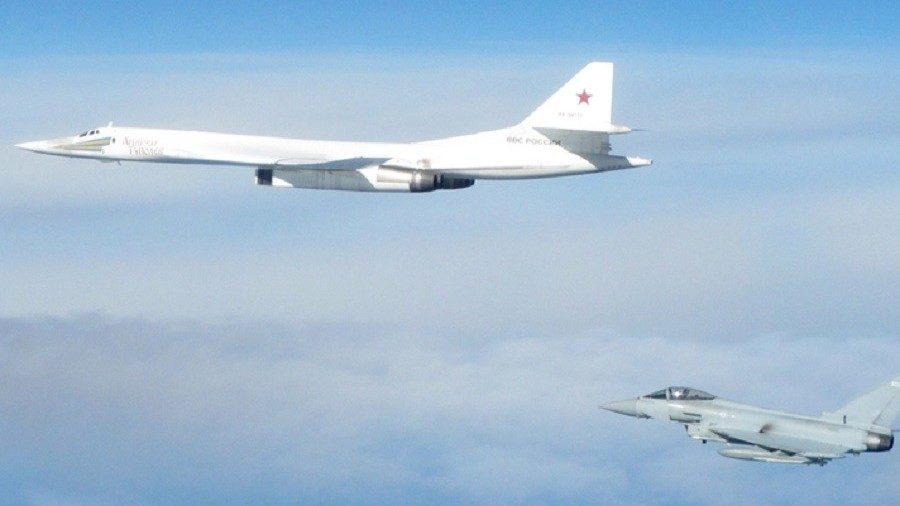 Russian Tu-160 bomber