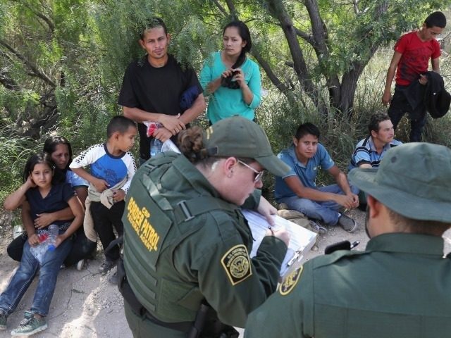 Click to enlarge Border Patrol agents