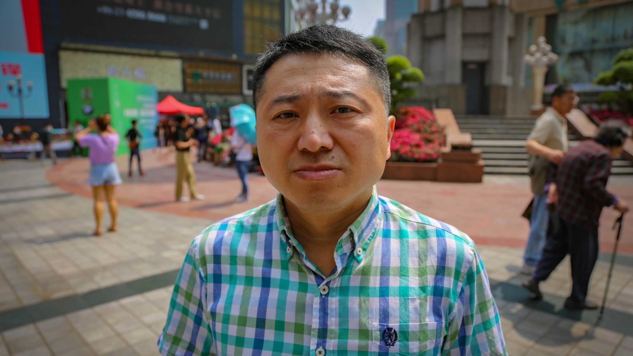 Click to enlarge Chinese journalist Liu Hu