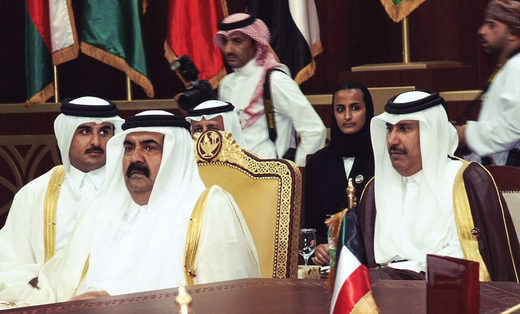 Click to enlarge Qatar Thanis family