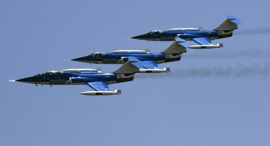 Click to enlarge F-104 Starfighters