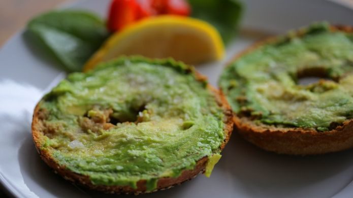 avocado bagel