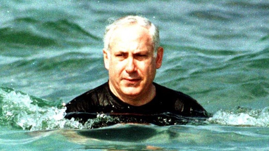 Benjamin Netanyahu swims
