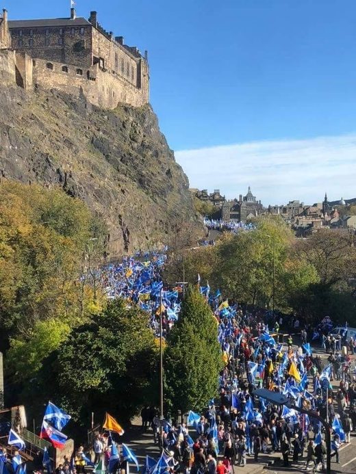 Click to enlarge March independence Edinburgh