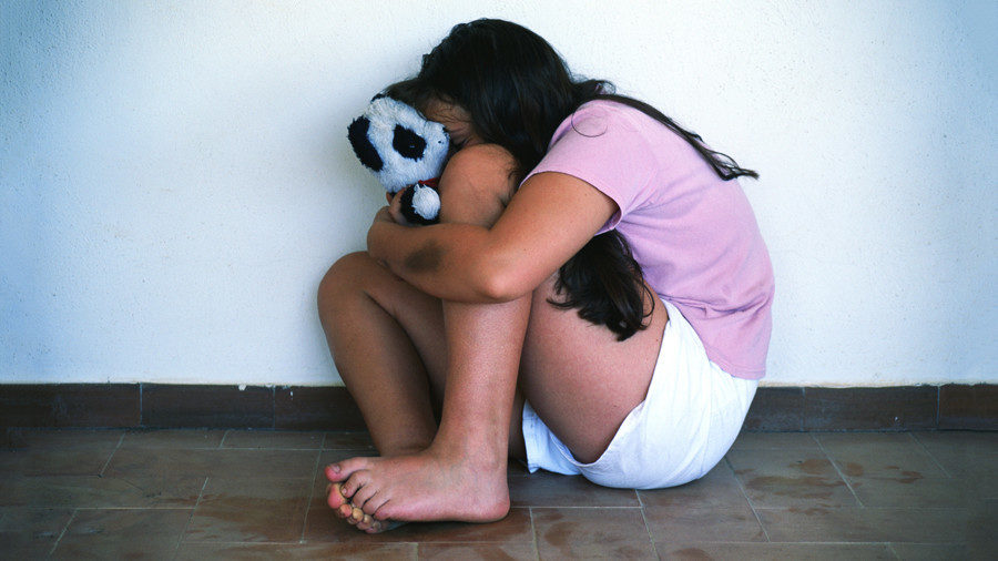 scared girl
