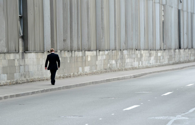 Putin walking alone st petersburg