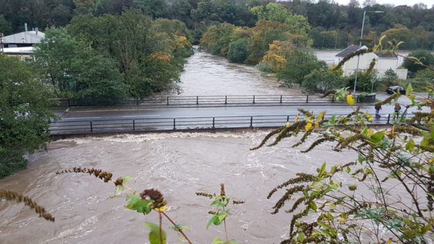 The River Neath is close to reaching the level of the aqueduct at Aberdulais