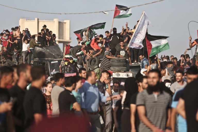 Click to enlarge Protests at the Gaza fence Oct. 12 2018