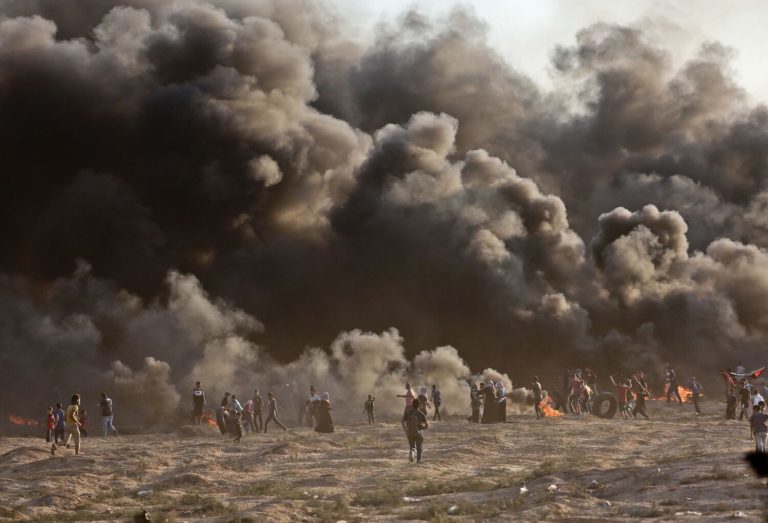 Click to enlarge Protests at the Gaza fence Oct. 12 2018