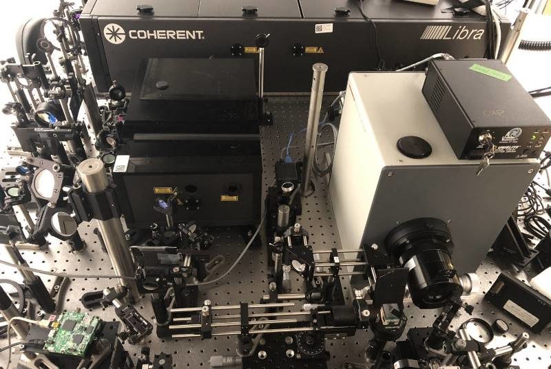 Click to enlarge light speed measurement