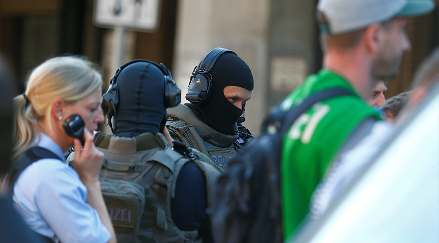 Click to enlarge cologne hostage station police